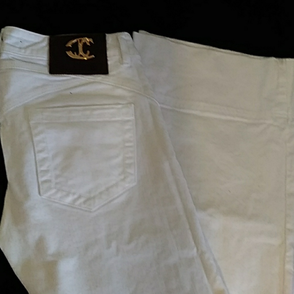 Ray Cavali Jean's